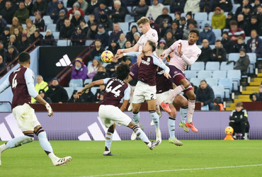 Aston Villa vs Brentford (03:15 – 05/12)